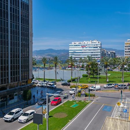 Bulvar Hotel İzmir Buitenkant foto