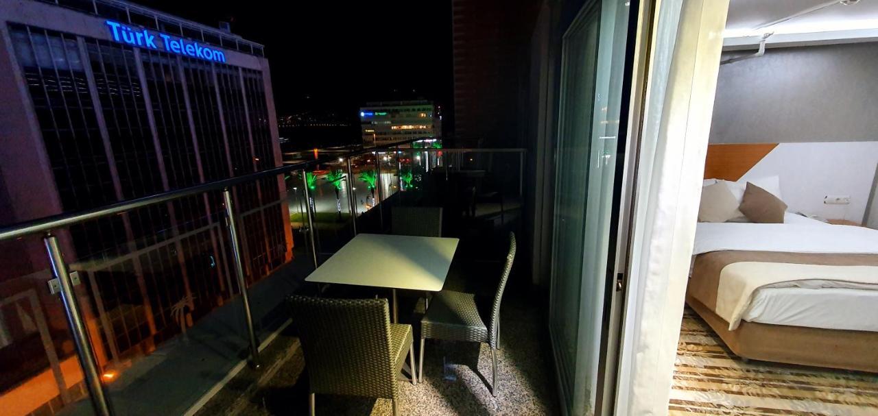 Bulvar Hotel İzmir Buitenkant foto