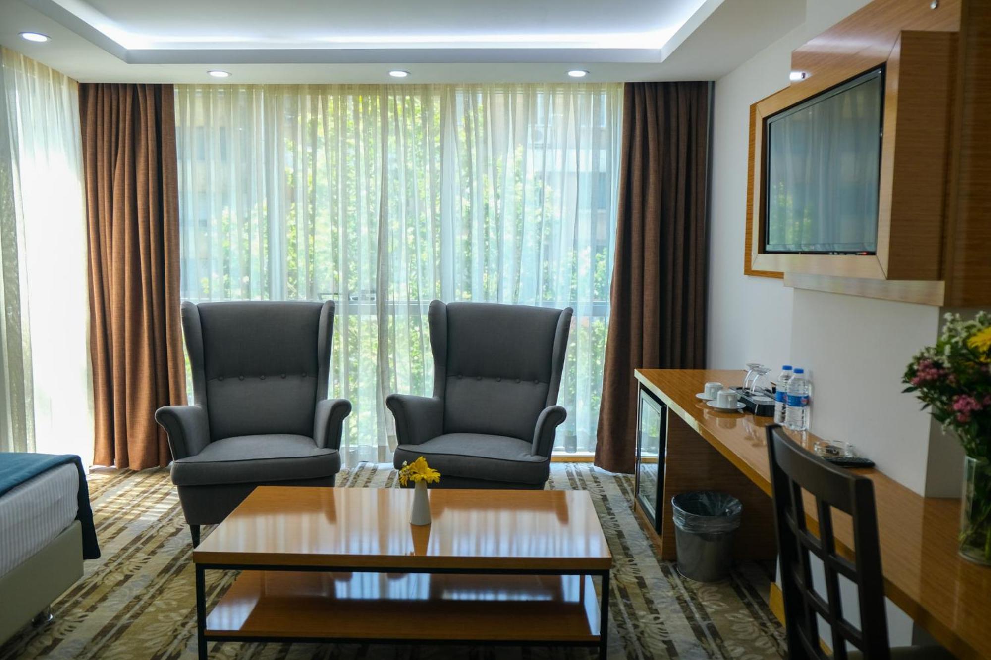 Bulvar Hotel İzmir Buitenkant foto