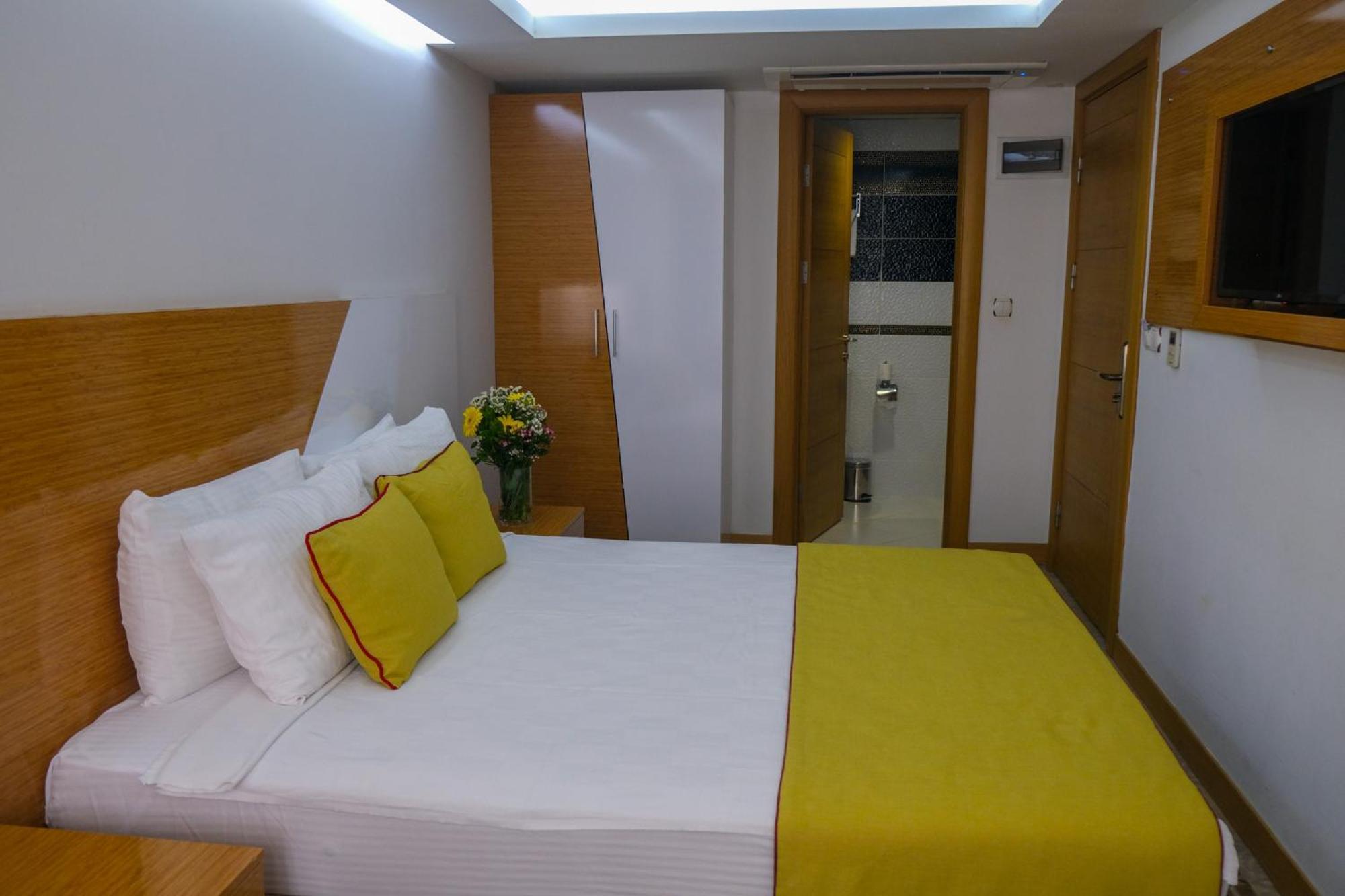 Bulvar Hotel İzmir Buitenkant foto